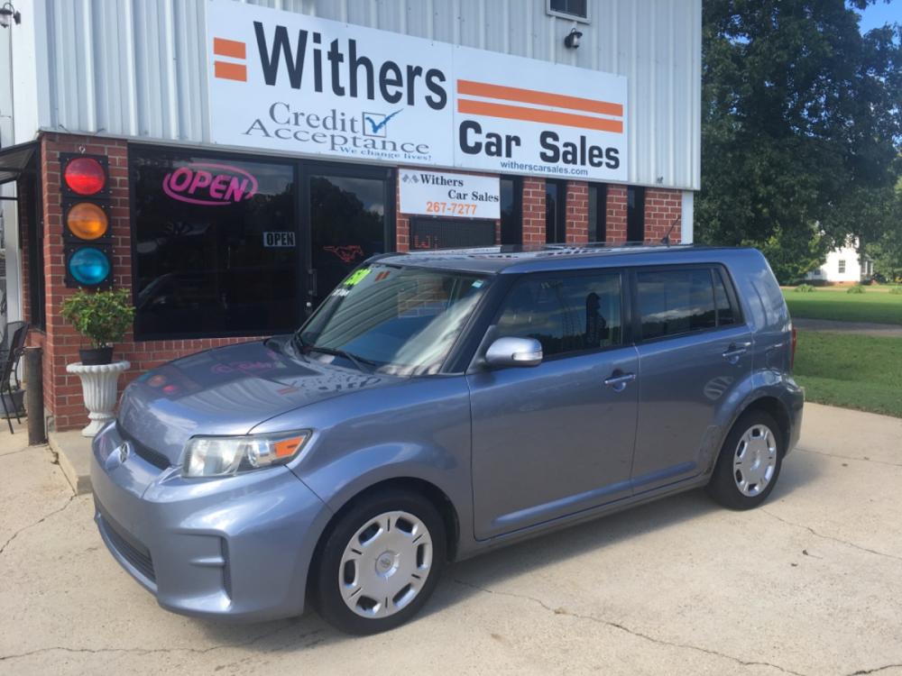 2011 Blue /GRAY Scion xB 5-Door Wagon 5-Spd MT (JTLZE4FE7B1) with an 2.4L L4 DOHC 16V engine, 5-Speed Manual transmission, located at 204 Hwy. 16 East, Carthage, MS, 39051, (601) 267-7277, 0.000000, 0.000000 - Photo #0