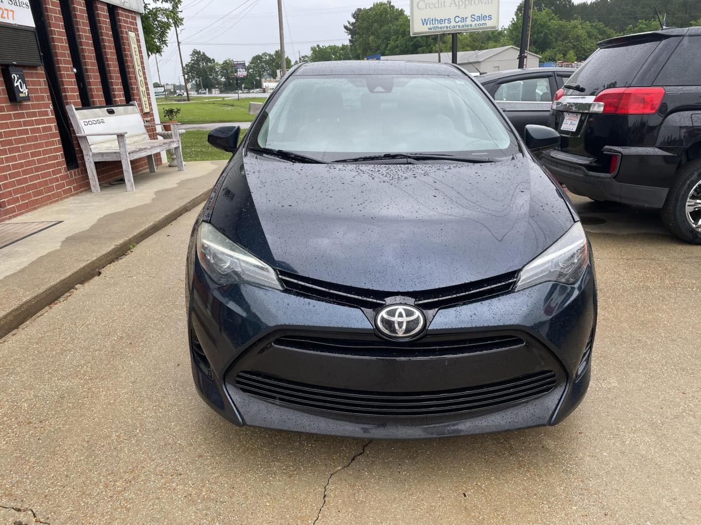 2017 Blue /Black Toyota Corolla SE CVT (5YFBURHE3HP) with an 1.8L L4 DOHC 16V engine, CVT transmission, located at 204 Hwy. 16 East, Carthage, MS, 39051, (601) 267-7277, 0.000000, 0.000000 - Photo#2