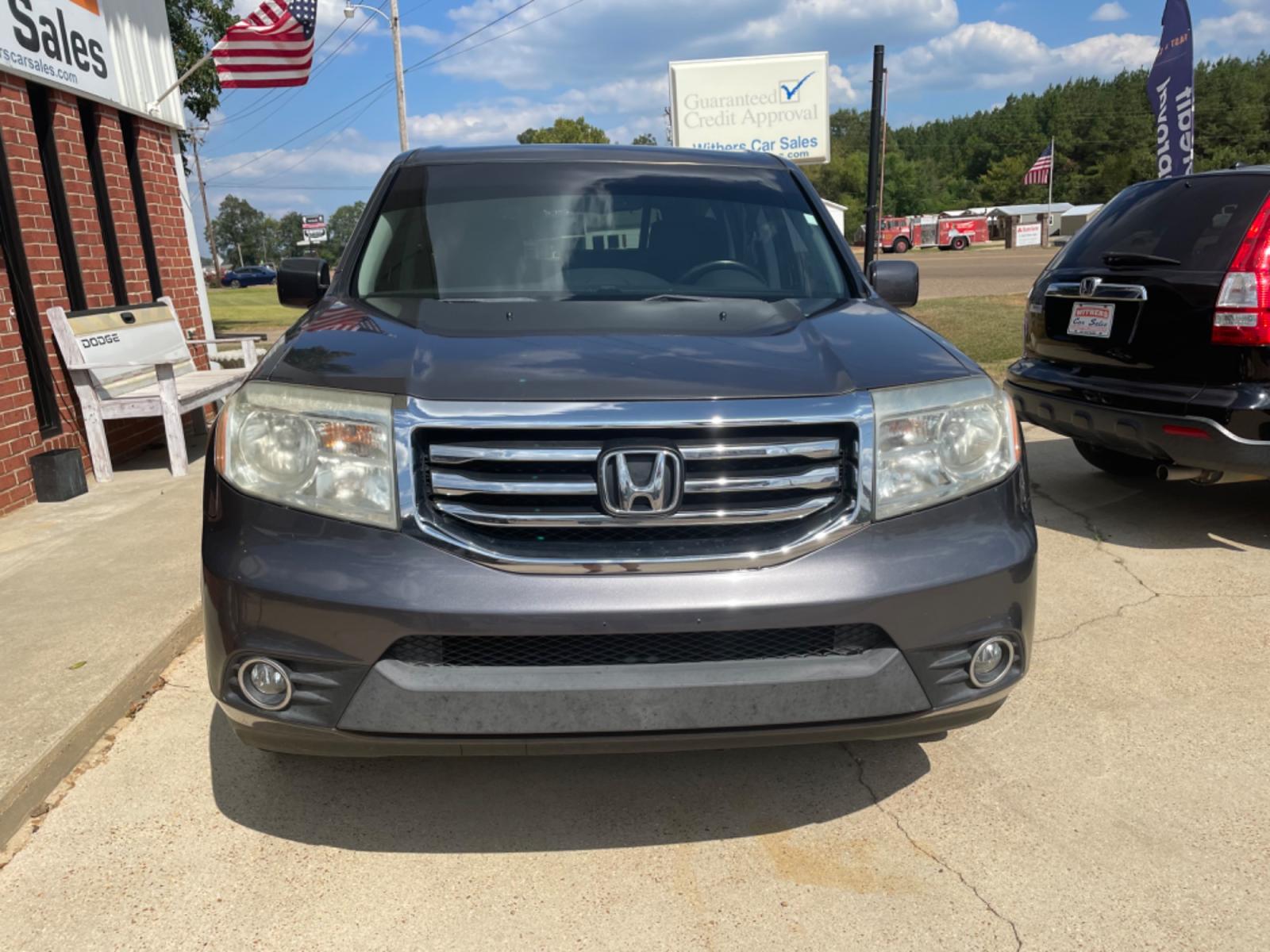 2014 Gray /Black Honda Pilot EX-L 2WD 5-Spd AT (5FNYF3H56EB) with an 3.5L V6 SOHC 24V engine, 5-Speed Automatic transmission, located at 204 Hwy. 16 East, Carthage, MS, 39051, (601) 267-7277, 0.000000, 0.000000 - Photo #2