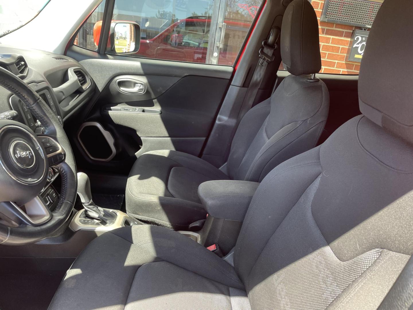 2017 Red /Black Jeep Renegade Latitude FWD (ZACCJABB7HP) with an 2.4L L4 DOHC 16V engine, 6M transmission, located at 204 Hwy. 16 East, Carthage, MS, 39051, (601) 267-7277, 0.000000, 0.000000 - Photo#4