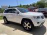 2016 White /Black Jeep Grand Cherokee Limited 2WD (1C4RJEBG2GC) with an 3.6L V6 DOHC 24V engine, 8A transmission, located at 204 Hwy. 16 East, Carthage, MS, 39051, (601) 267-7277, 0.000000, 0.000000 - Photo#1