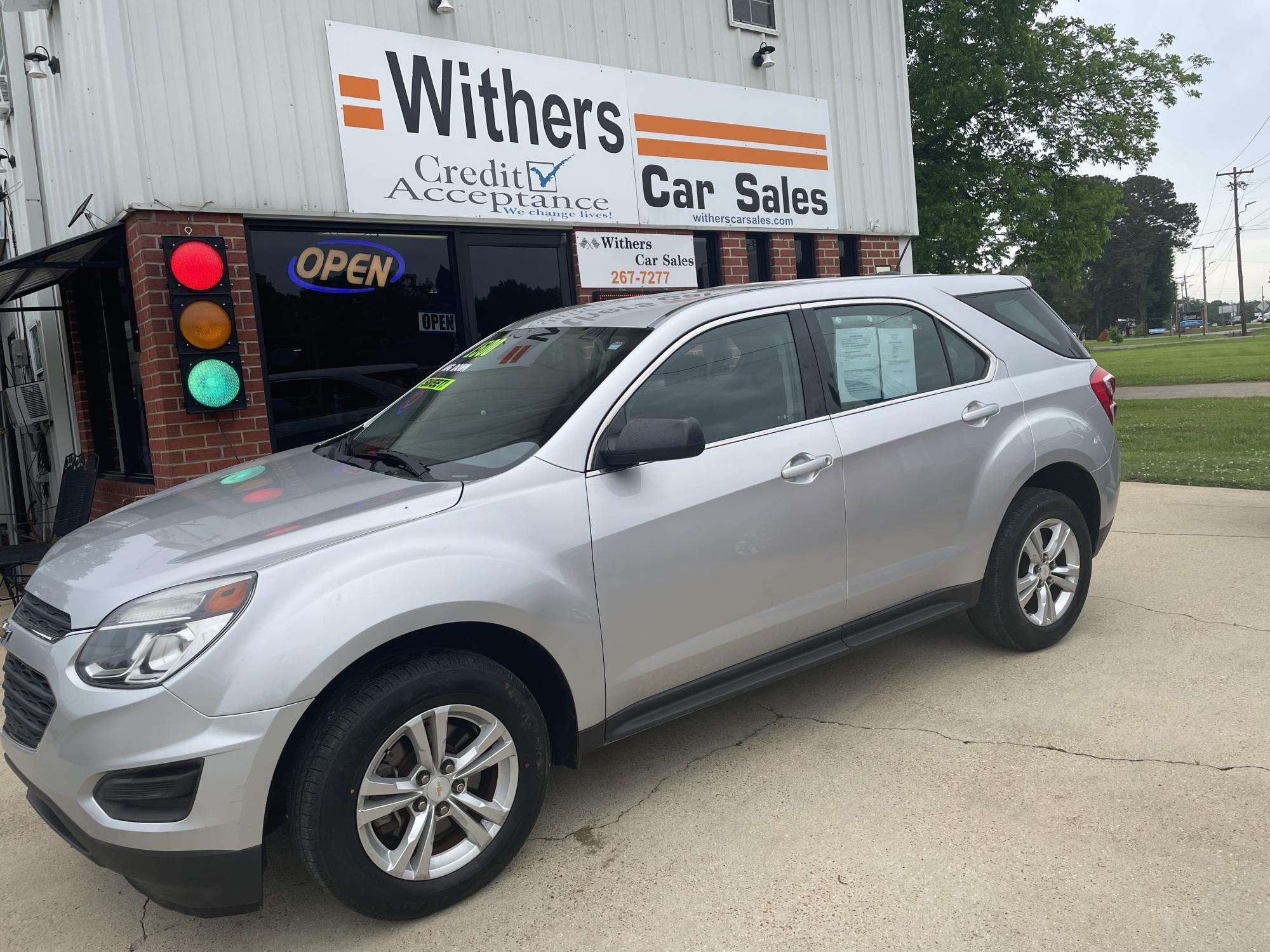 photo of 2016 Chevrolet Equinox LS 2WD