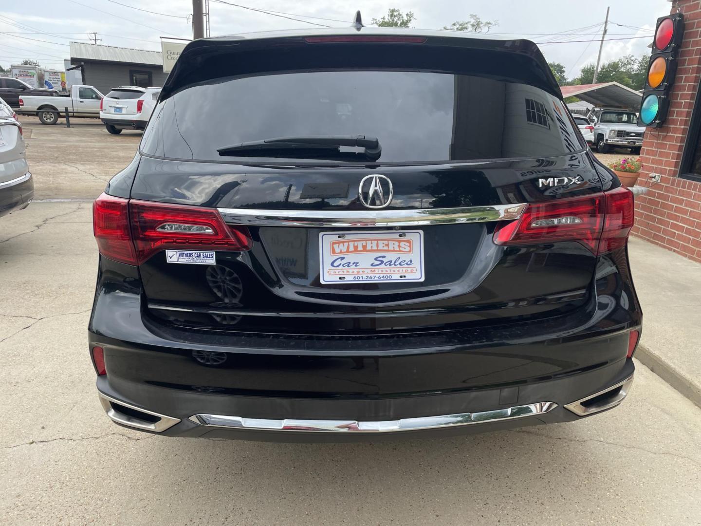 2019 Black /Black Acura MDX 9-Spd AT (5J8YD3H39KL) with an 3.5L V6 SOHC 24V engine, 9A transmission, located at 204 Hwy. 16 East, Carthage, MS, 39051, (601) 267-7277, 0.000000, 0.000000 - Photo#3