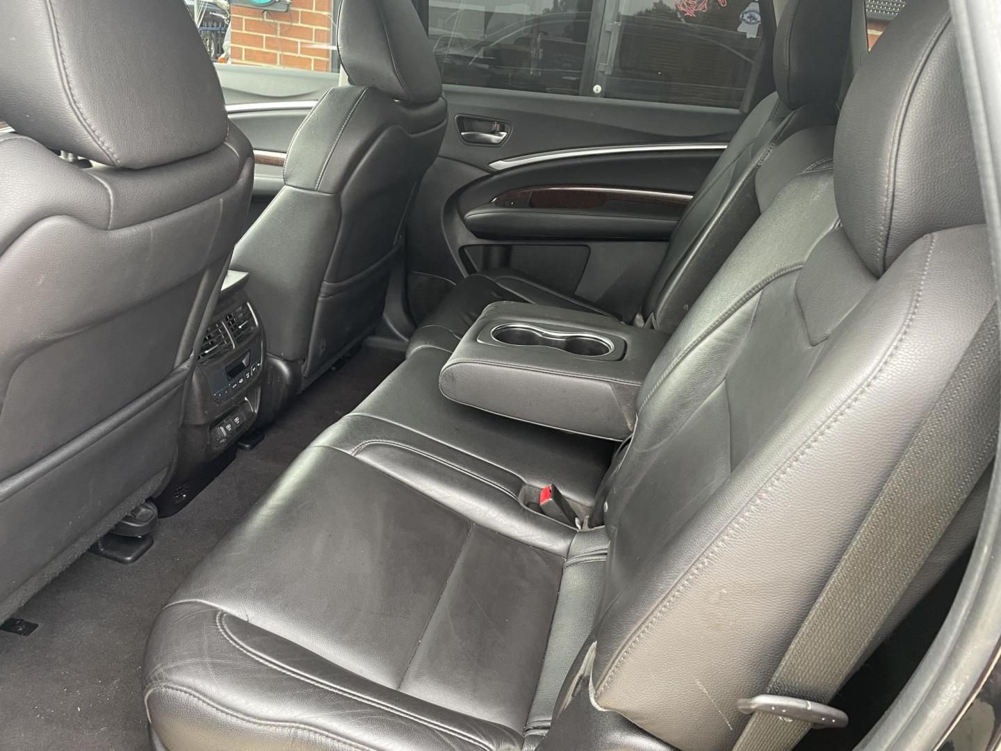 2019 Black /Black Acura MDX 9-Spd AT (5J8YD3H39KL) with an 3.5L V6 SOHC 24V engine, 9A transmission, located at 204 Hwy. 16 East, Carthage, MS, 39051, (601) 267-7277, 0.000000, 0.000000 - Photo#6