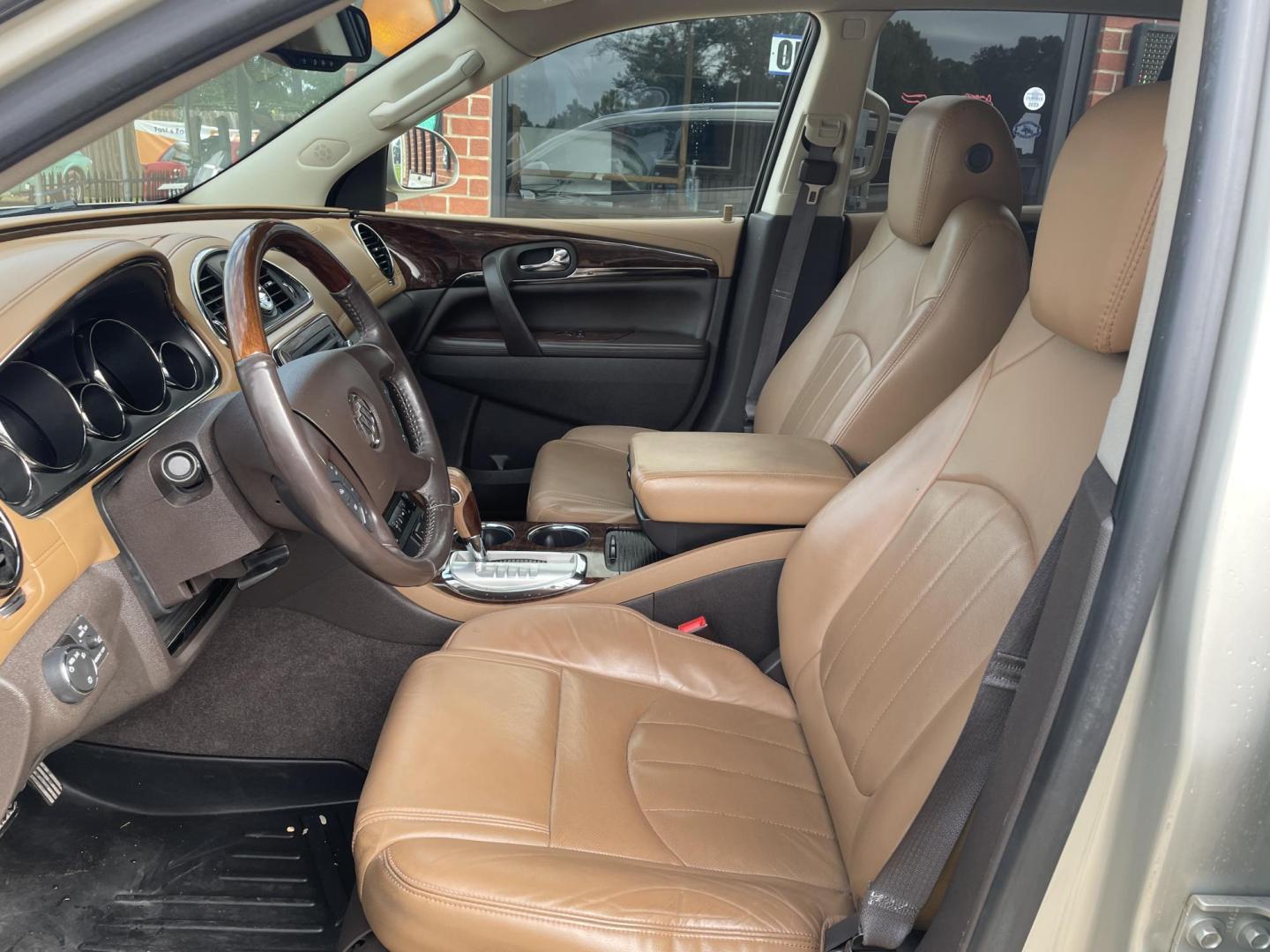 2016 Beige /Brown Buick Enclave Leather FWD (5GAKRBKD2GJ) with an 3.6L V6 DOHC 24V engine, 6-Speed Automatic Overdrive transmission, located at 204 Hwy. 16 East, Carthage, MS, 39051, (601) 267-7277, 0.000000, 0.000000 - Photo#4