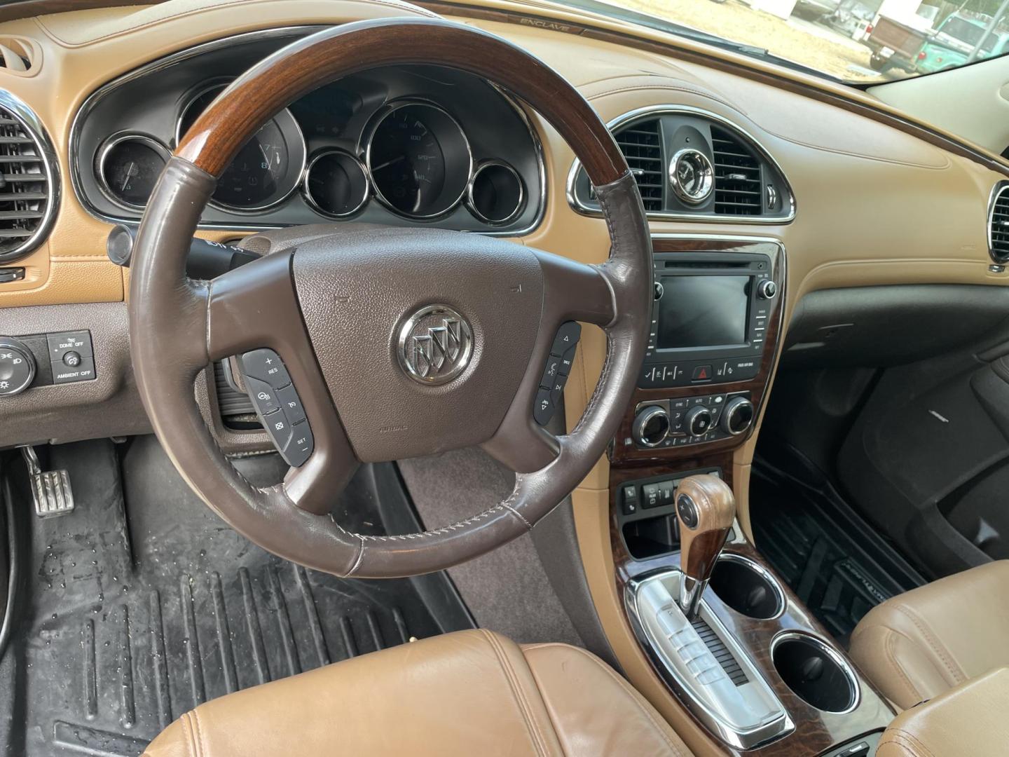 2016 Beige /Brown Buick Enclave Leather FWD (5GAKRBKD2GJ) with an 3.6L V6 DOHC 24V engine, 6-Speed Automatic Overdrive transmission, located at 204 Hwy. 16 East, Carthage, MS, 39051, (601) 267-7277, 0.000000, 0.000000 - Photo#5