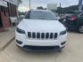 2019 White /Tan Jeep Cherokee Latitude FWD (1C4PJLCB7KD) with an 2.4L L4 DOHC 16V engine, 9A transmission, located at 204 Hwy. 16 East, Carthage, MS, 39051, (601) 267-7277, 0.000000, 0.000000 - Photo#2