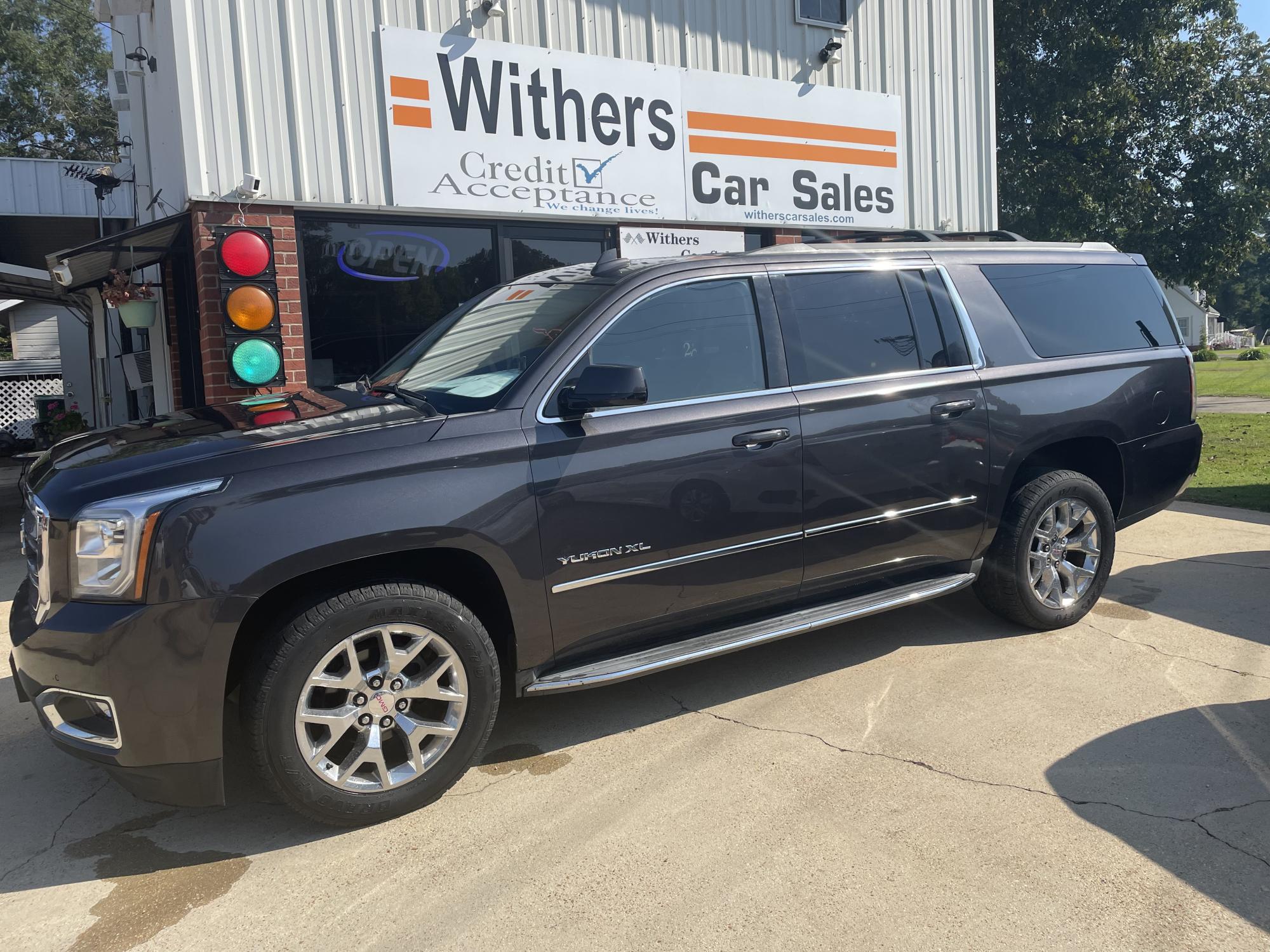 photo of 2016 GMC Yukon XL SLT 2WD