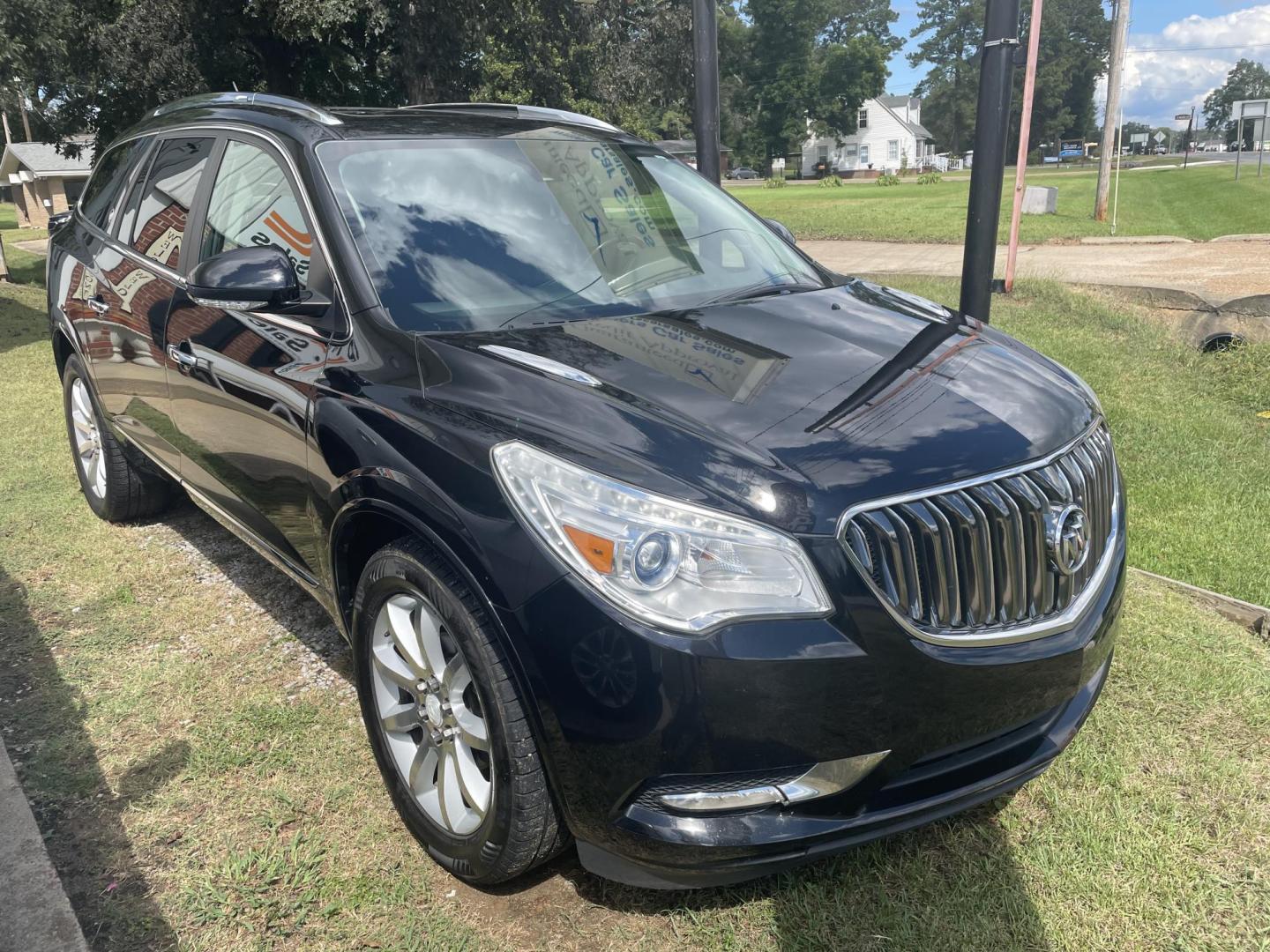 2017 Black /Black Buick Enclave Premium FWD (5GAKRCKD3HJ) with an 3.6L V6 DOHC 24V engine, 6A transmission, located at 204 Hwy. 16 East, Carthage, MS, 39051, (601) 267-7277, 0.000000, 0.000000 - Photo#1