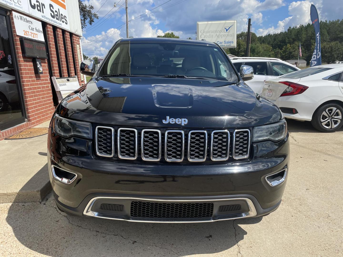 2018 Black /TAN Jeep Grand Cherokee Limited 2WD (1C4RJEBG8JC) with an 3.6L V6 DOHC 24V engine, 8A transmission, located at 204 Hwy. 16 East, Carthage, MS, 39051, (601) 267-7277, 0.000000, 0.000000 - Photo#2