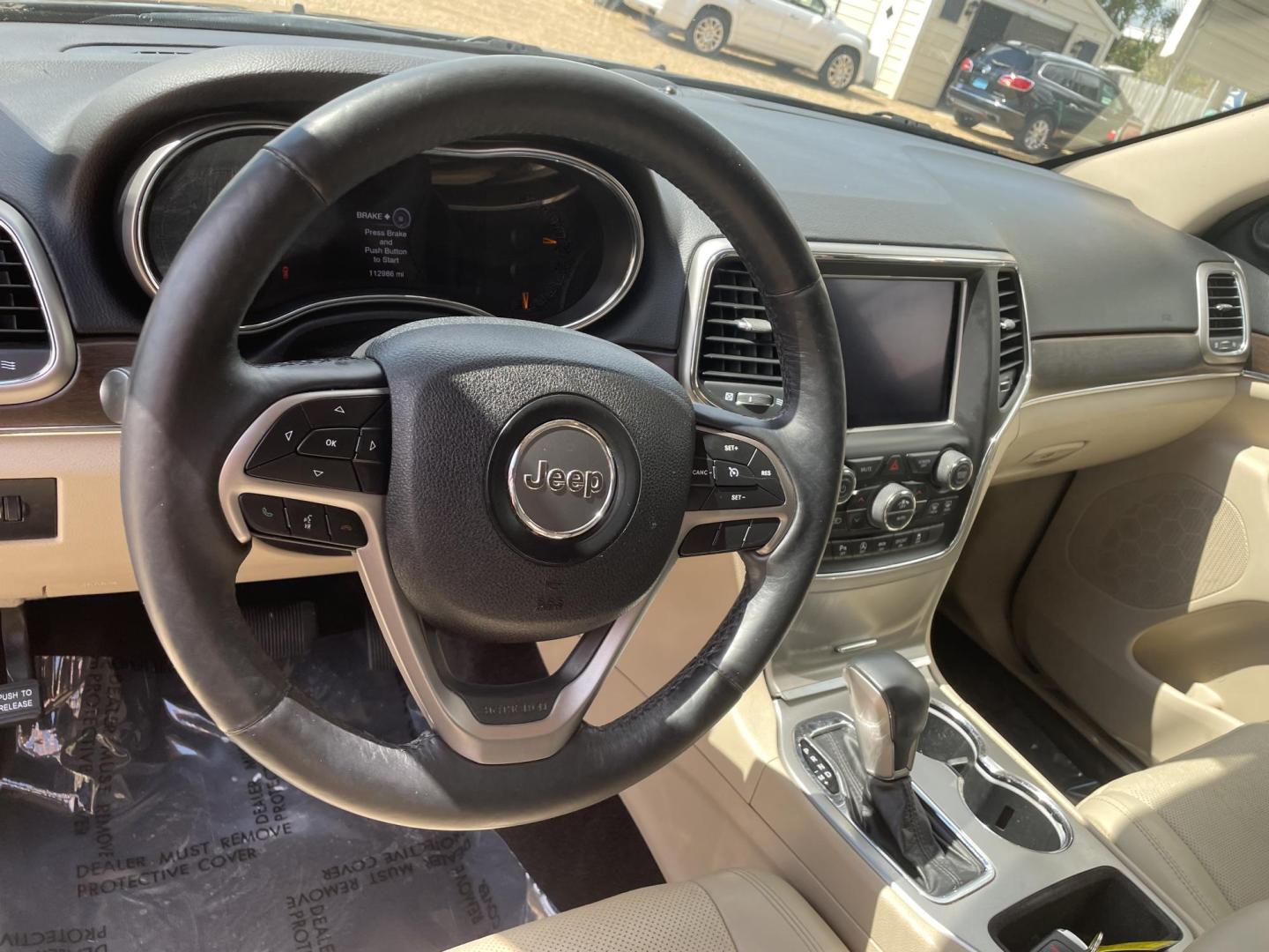 2018 Black /TAN Jeep Grand Cherokee Limited 2WD (1C4RJEBG8JC) with an 3.6L V6 DOHC 24V engine, 8A transmission, located at 204 Hwy. 16 East, Carthage, MS, 39051, (601) 267-7277, 0.000000, 0.000000 - Photo#5