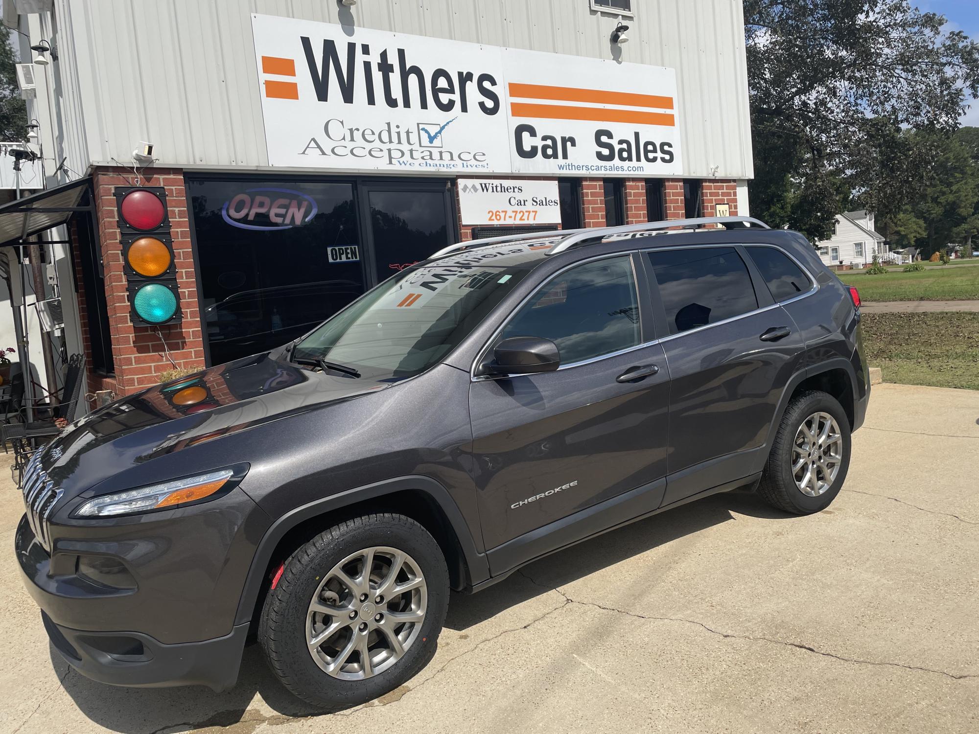 photo of 2018 Jeep Cherokee Latitude Plus FWD