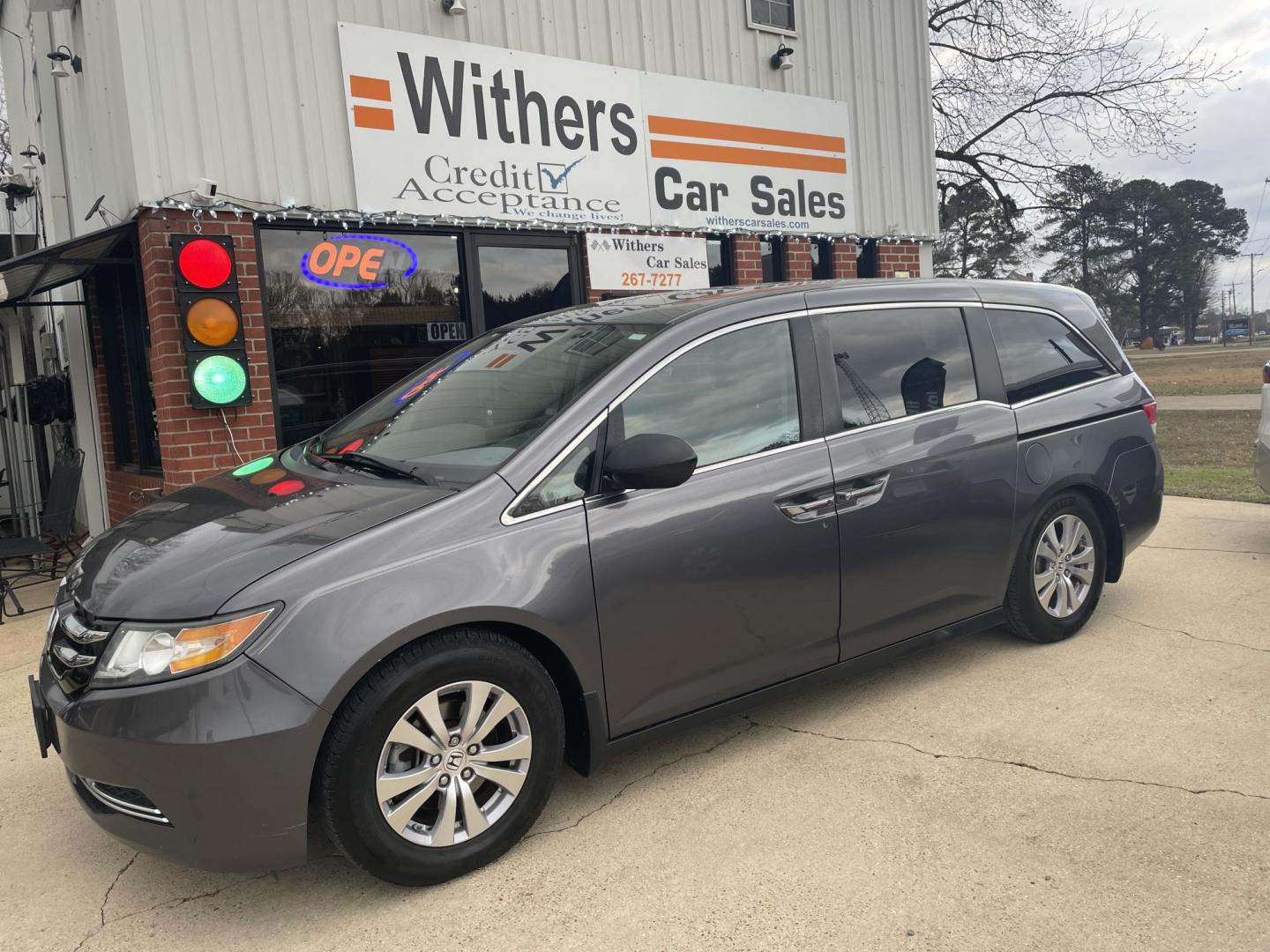 2015 Honda Odyssey EX-L's photo