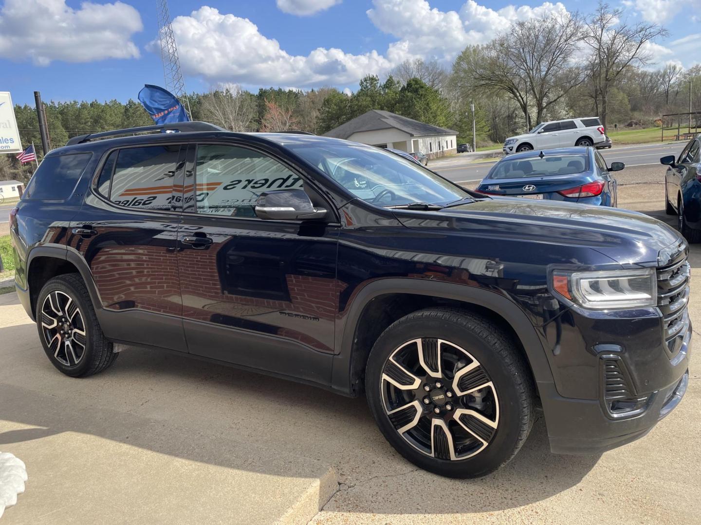 2021 Blue /Black GMC Acadia SLT-1 FWD (1GKKNMLS0MZ) with an 3.6L V6 DOHC 24V engine, 6A transmission, located at 204 Hwy. 16 East, Carthage, MS, 39051, (601) 267-7277, 0.000000, 0.000000 - Photo#1