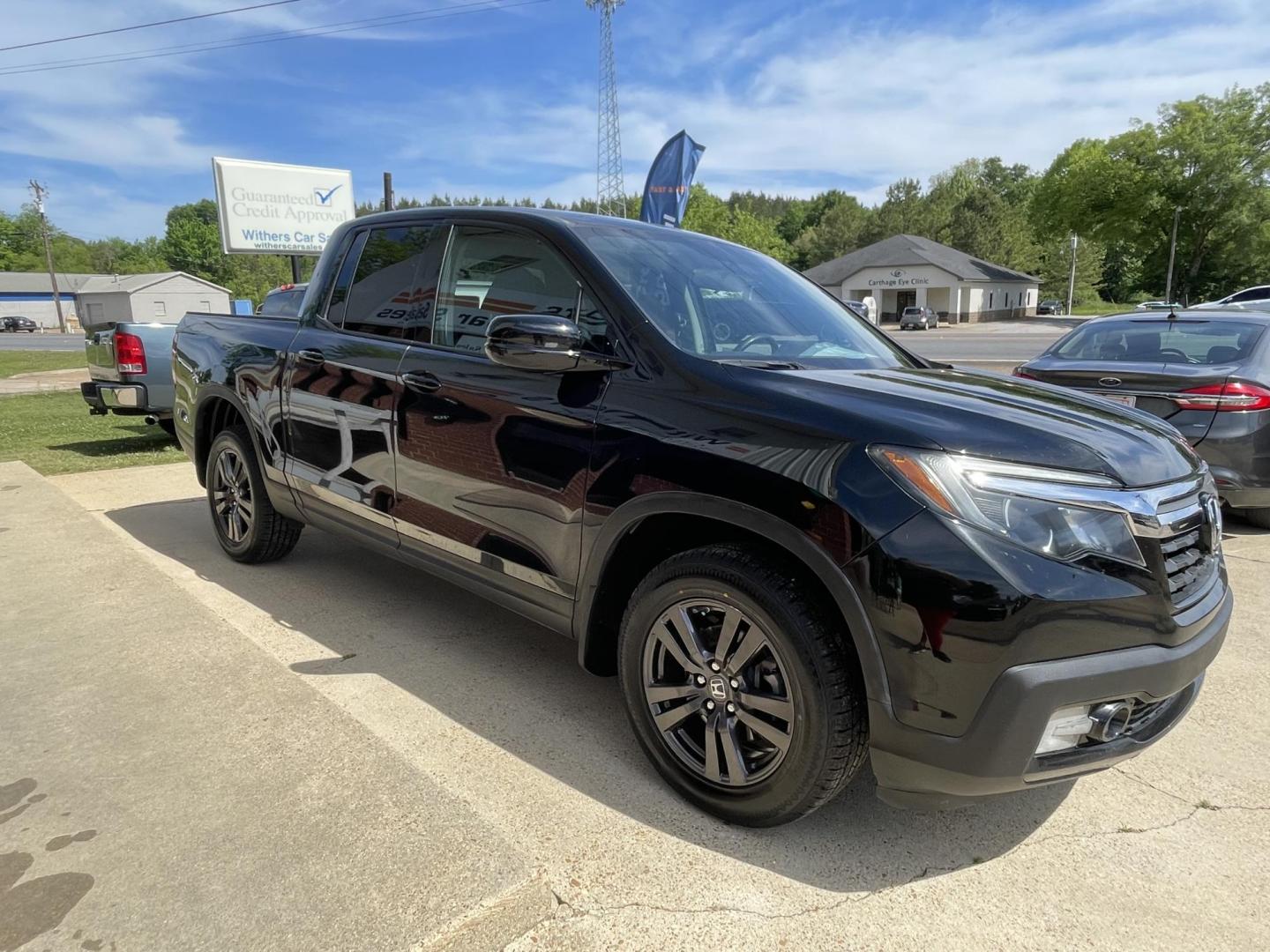 2019 Black /Gray Honda Ridgeline Sport AWD (5FPYK3F1XKB) with an 3.5L V6 SOHC 24V engine, 6A transmission, located at 204 Hwy. 16 East, Carthage, MS, 39051, (601) 267-7277, 0.000000, 0.000000 - Photo#2