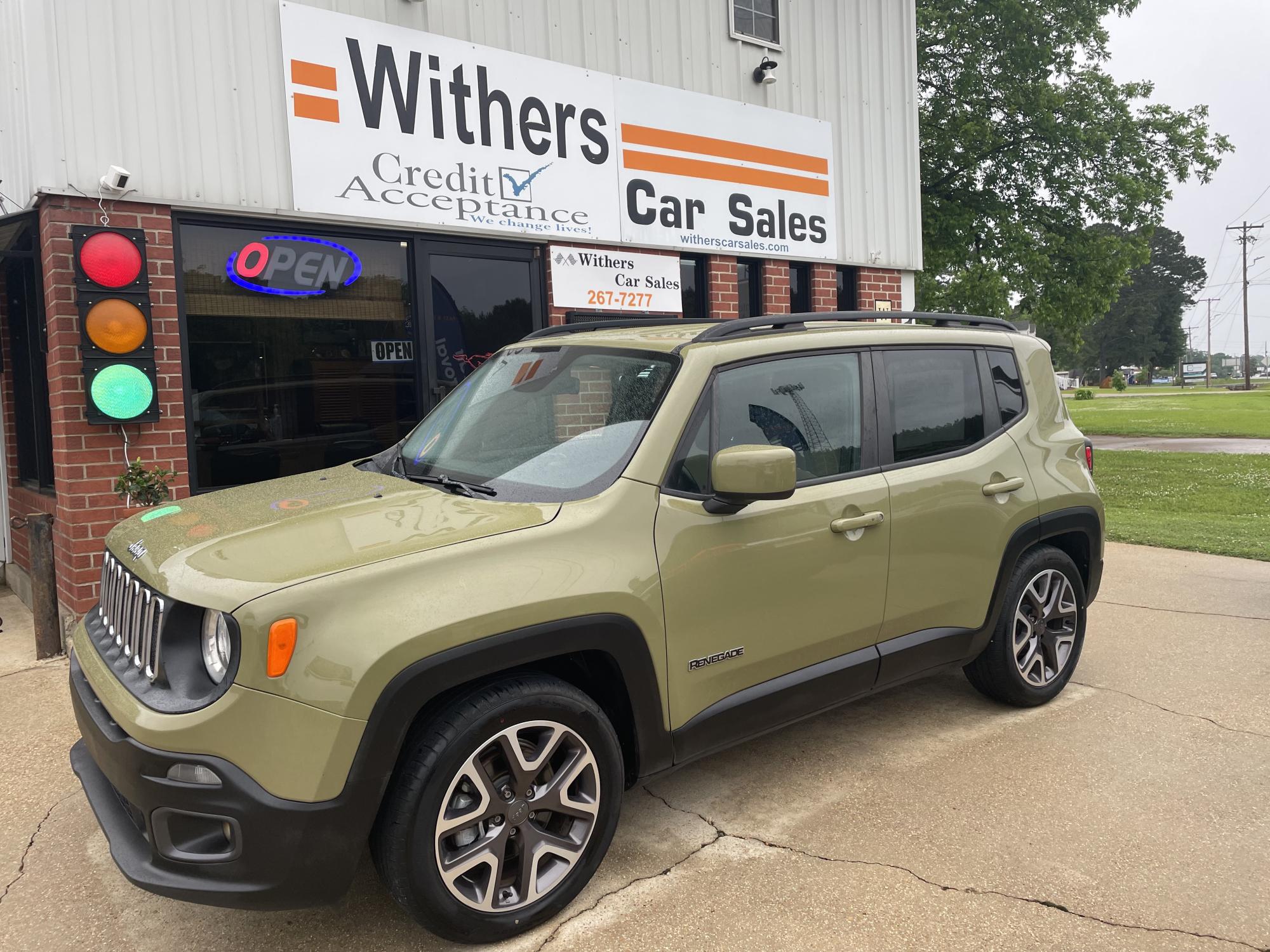 photo of 2015 Jeep Renegade Latitude FWD