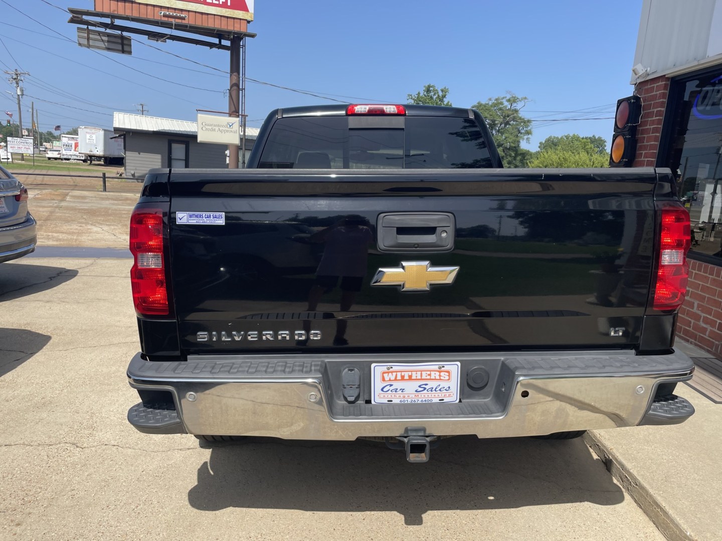 2015 Black /Gray Chevrolet Silverado 1500 LT Crew Cab 2WD (3GCPCREC1FG) with an 5.3L V8 OHV 16V engine, 6-Speed Automatic transmission, located at 204 Hwy. 16 East, Carthage, MS, 39051, (601) 267-7277, 0.000000, 0.000000- Photo#3