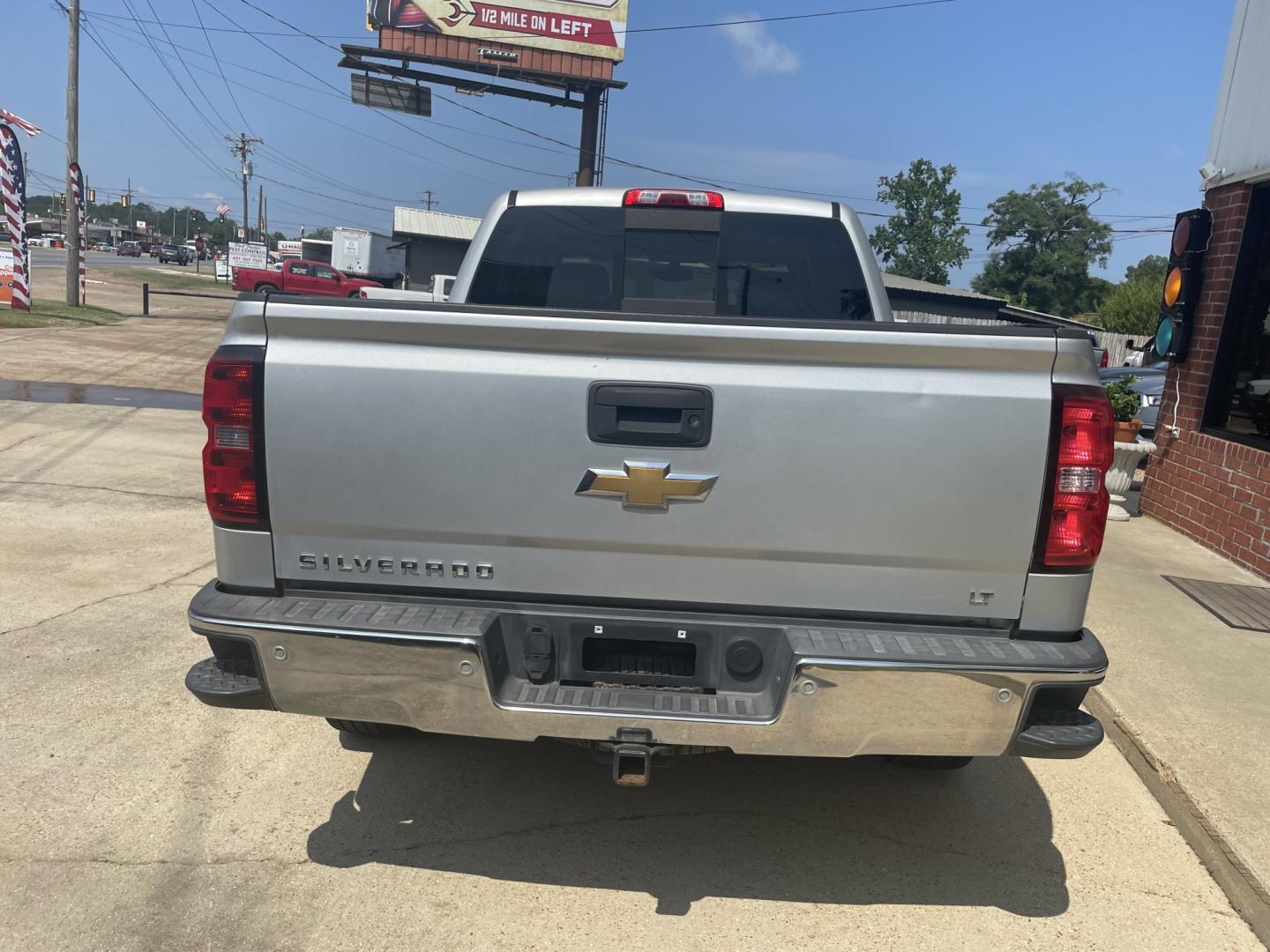 2014 Silver /Black Chevrolet Silverado 1500 1LT Crew Cab 4WD (3GCUKREC8EG) with an 5.3L V8 OHV 16V engine, 6-Speed Automatic transmission, located at 204 Hwy. 16 East, Carthage, MS, 39051, (601) 267-7277, 0.000000, 0.000000- Photo#3