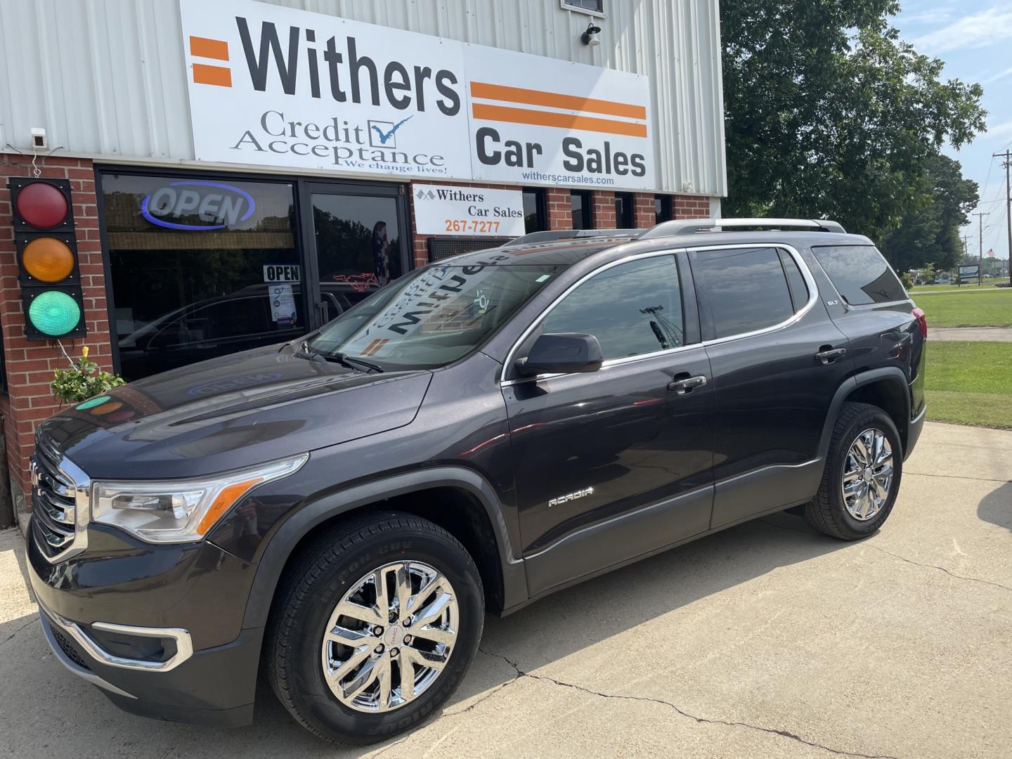 2018 Black /Black GMC Acadia SLT-1 FWD (1GKKNMLS9JZ) with an 3.6L V6 DOHC 24V engine, 6A transmission, located at 204 Hwy. 16 East, Carthage, MS, 39051, (601) 267-7277, 0.000000, 0.000000- Photo#0