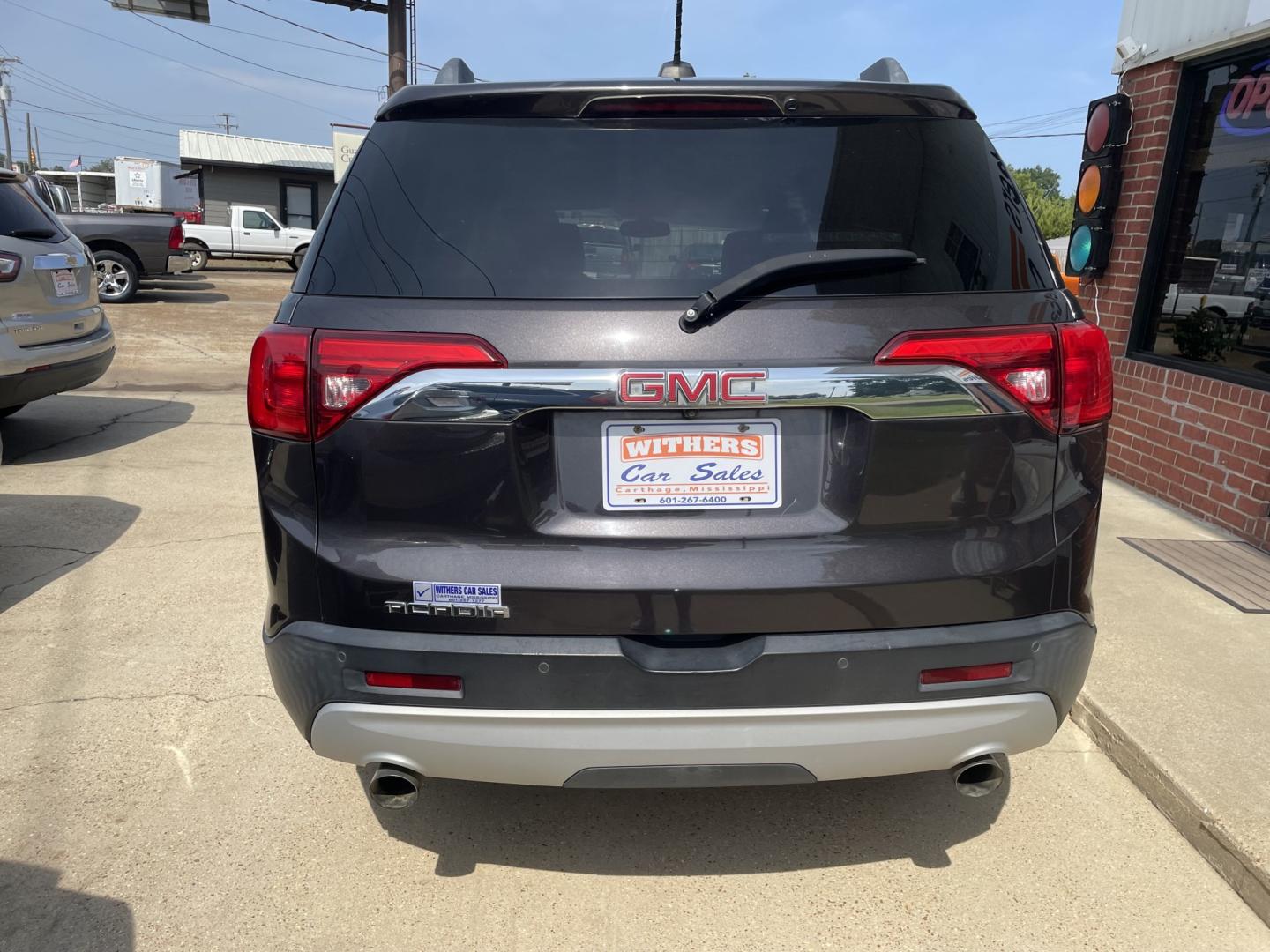 2018 Black /Black GMC Acadia SLT-1 FWD (1GKKNMLS9JZ) with an 3.6L V6 DOHC 24V engine, 6A transmission, located at 204 Hwy. 16 East, Carthage, MS, 39051, (601) 267-7277, 0.000000, 0.000000- Photo#3