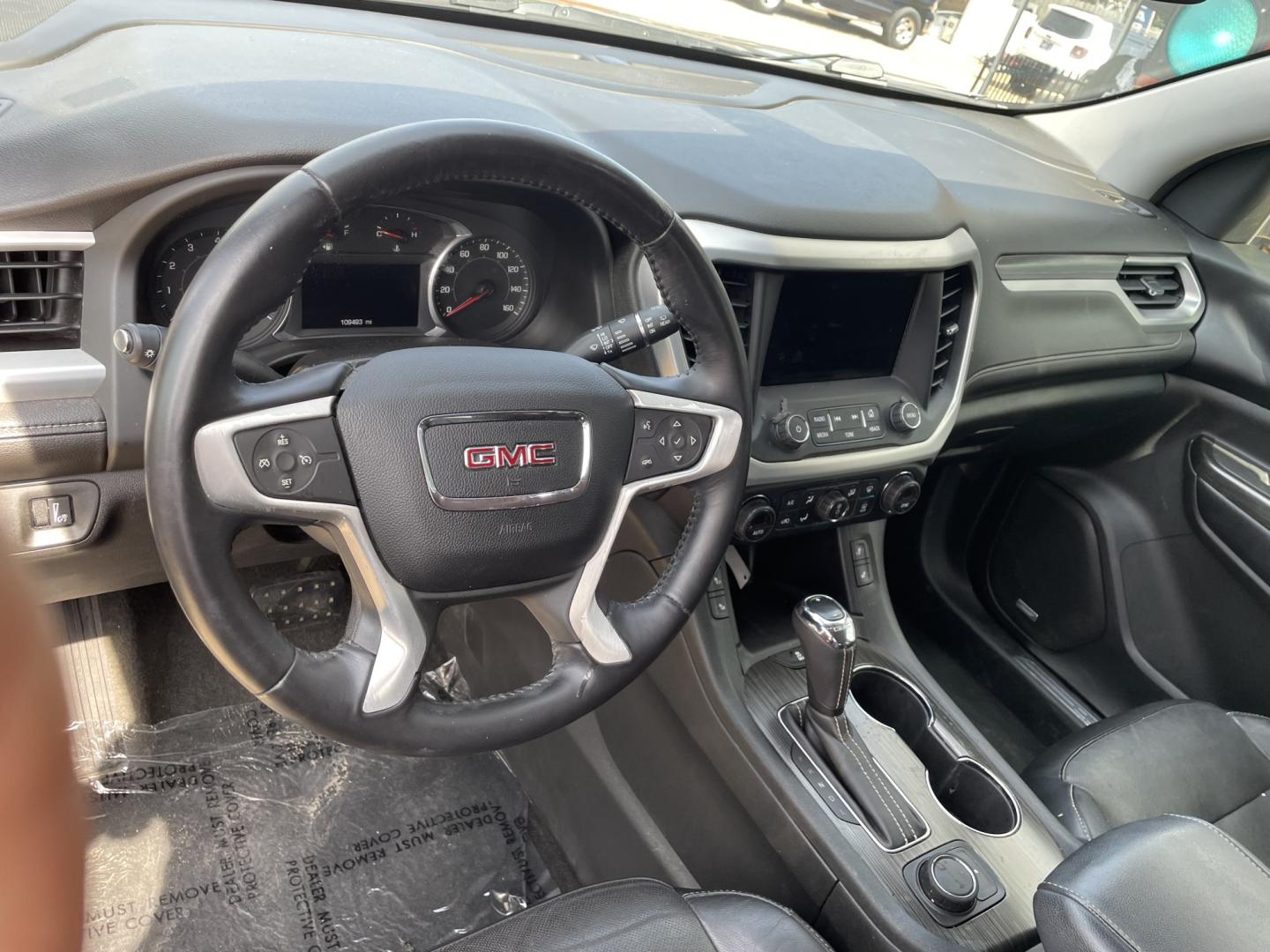 2018 Black /Black GMC Acadia SLT-1 FWD (1GKKNMLS9JZ) with an 3.6L V6 DOHC 24V engine, 6A transmission, located at 204 Hwy. 16 East, Carthage, MS, 39051, (601) 267-7277, 0.000000, 0.000000- Photo#5