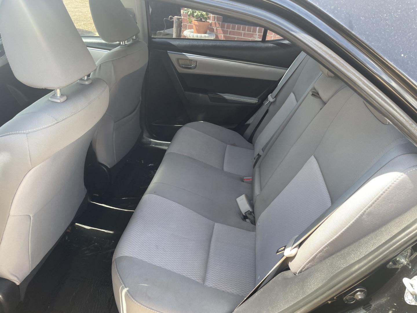 2015 Black /Gray Toyota Corolla (5YFBURHE4FP) with an 1.8L L4 DOHC 16V engine, 4-Speed Automatic transmission, located at 204 Hwy. 16 East, Carthage, MS, 39051, (601) 267-7277, 0.000000, 0.000000- Photo#6