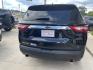 2021 Black /Black Chevrolet Traverse LT Cloth FWD (1GNERGKW8MJ) with an 3.6L V6 DOHC 24V engine, 9A transmission, located at 204 Hwy. 16 East, Carthage, MS, 39051, (601) 267-7277, 0.000000, 0.000000- Photo#3