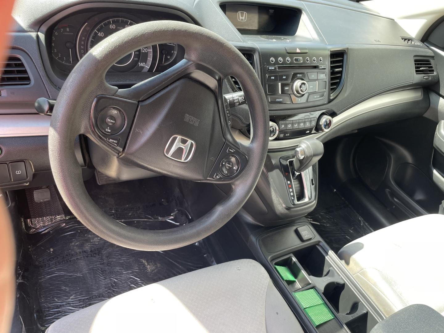2016 Gray /Gray Honda CR-V LX 2WD (3CZRM3H3XGG) with an 2.4L L4 DOHC 16V engine, CVT transmission, located at 204 Hwy. 16 East, Carthage, MS, 39051, (601) 267-7277, 0.000000, 0.000000- Photo#5
