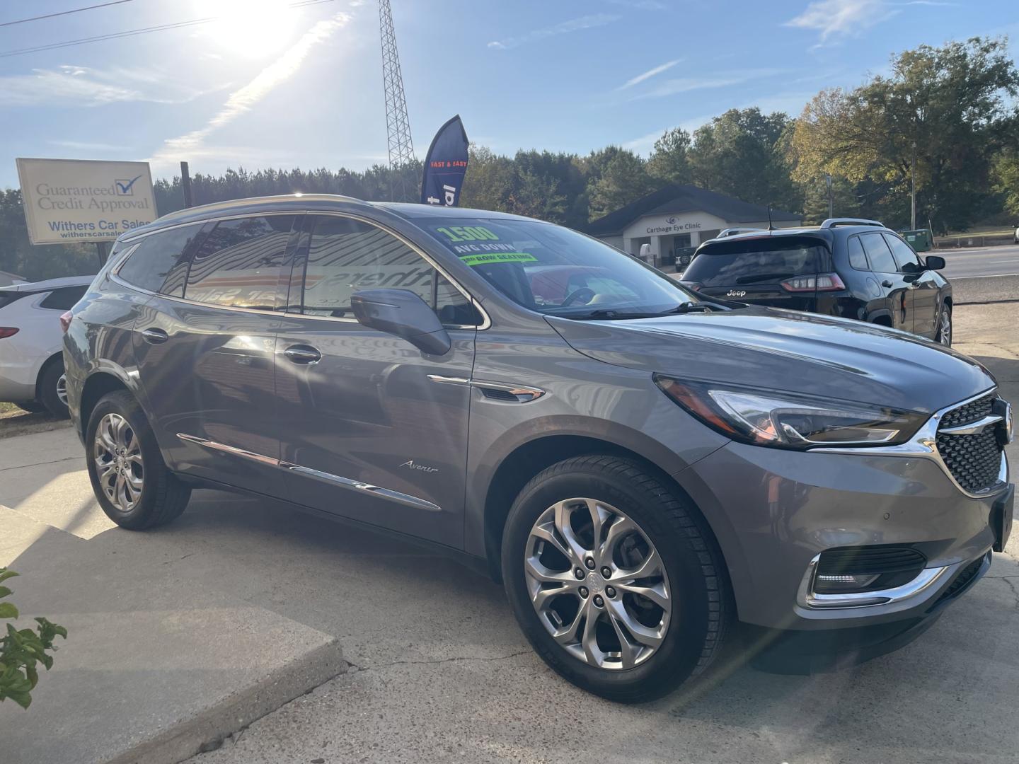 2018 Gray /Brown Buick Enclave Avenir FWD (5GAERDKWXJJ) with an 3.6L V6 DOHC 24V engine, 9A transmission, located at 204 Hwy. 16 East, Carthage, MS, 39051, (601) 267-7277, 0.000000, 0.000000- Photo#1