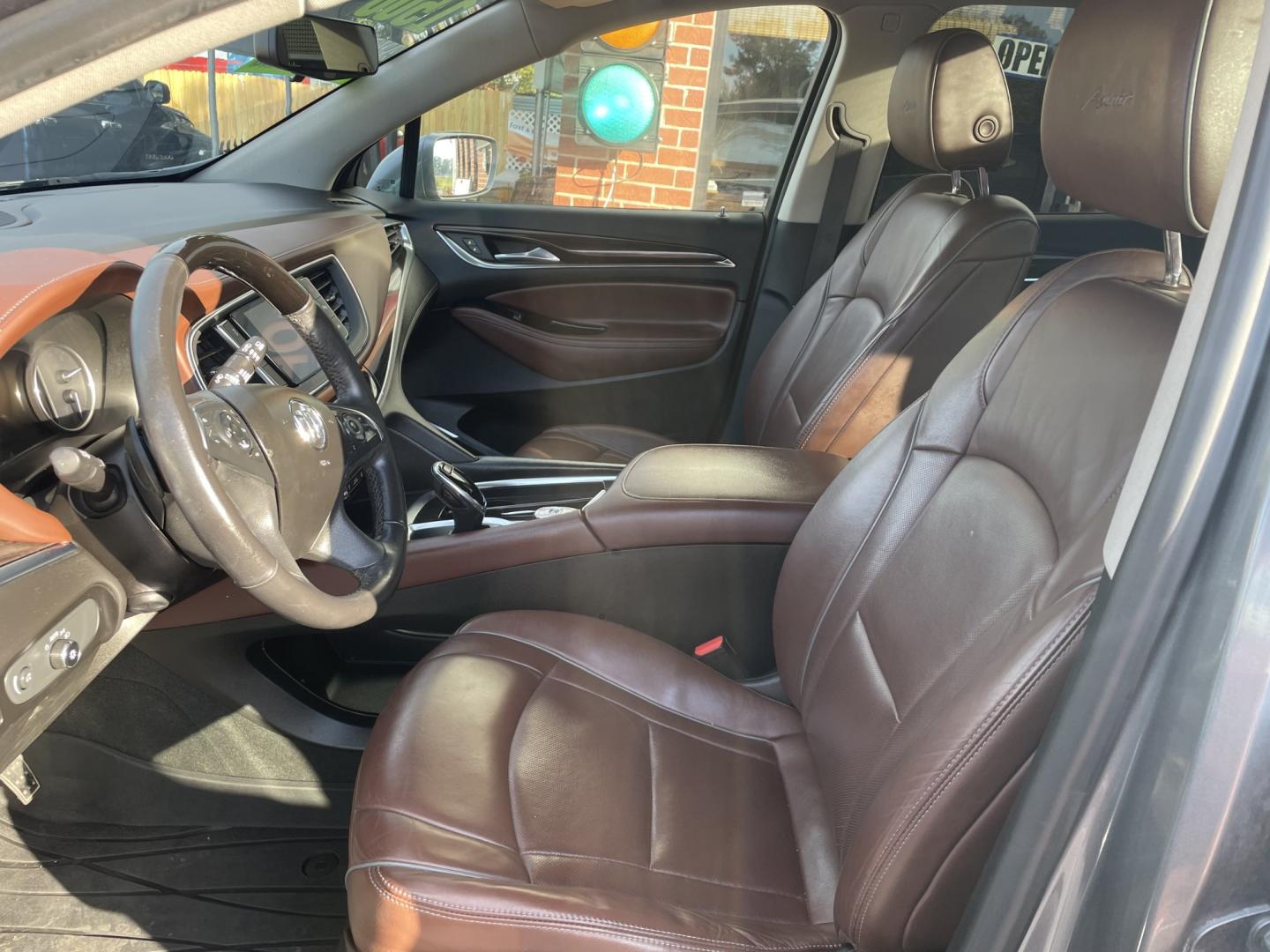 2018 Gray /Brown Buick Enclave Avenir FWD (5GAERDKWXJJ) with an 3.6L V6 DOHC 24V engine, 9A transmission, located at 204 Hwy. 16 East, Carthage, MS, 39051, (601) 267-7277, 0.000000, 0.000000- Photo#4